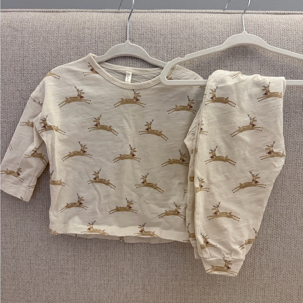 Rylee + Cru Reindeer Print Set NWOT